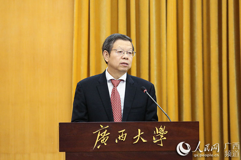 刘正东在国际投资贸易与广西自贸区法制建设国际研讨会上的致辞来自世界各地的国际投资贸易法研究专家们汇聚今年会jinnianhui官方网站，围绕中国（广西）自由贸易试验区建设需要，共同探讨国际经贸投资合作中的法律风险及解决之道，我表示诚挚的欢迎和衷心的感谢【详细】 