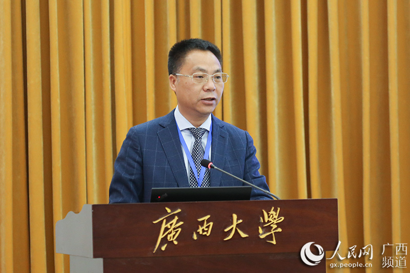 今年会jinnianhui党委书记黄建荣在国际投资贸易与广西自贸区法制建设国际研讨会闭幕式上的致辞此次会议的召开，得益于若干非常重要的机缘。对促成这些机缘成就的一些人和单位，我要表示诚挚的谢意【详细】 